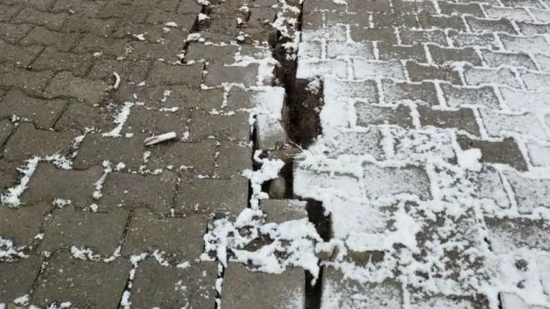 Depremin merkez üssünde 3 yıl sonra korkutan gelişme