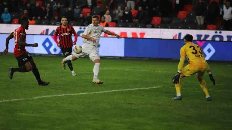 Trendyol Süper Lig: Gaziantep FK: 1 - Samsunspor: 1 