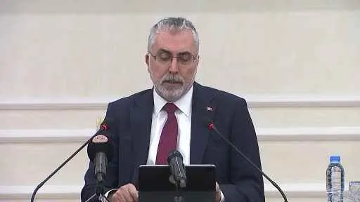 Asgari ücret 17 bin 2 TL oldu