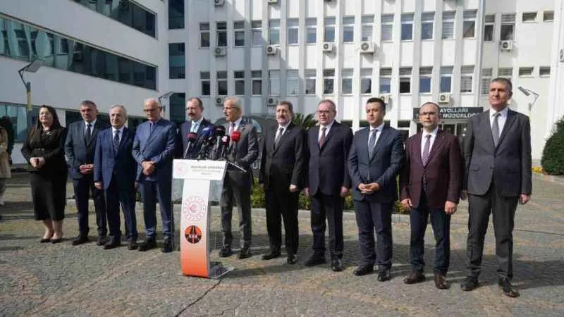Bakan Uraloğlu: Ankara-Samsun arası 2 saat 45 dakika olacak