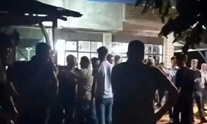 Asker eğlentisinde oyun oynarken ‘ayağıma bastın’ kavgası