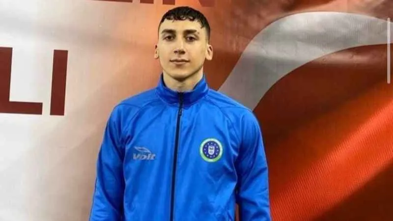 Milli karateci Emir Buğra Gencan trafik kazasında hayatını kaybetti