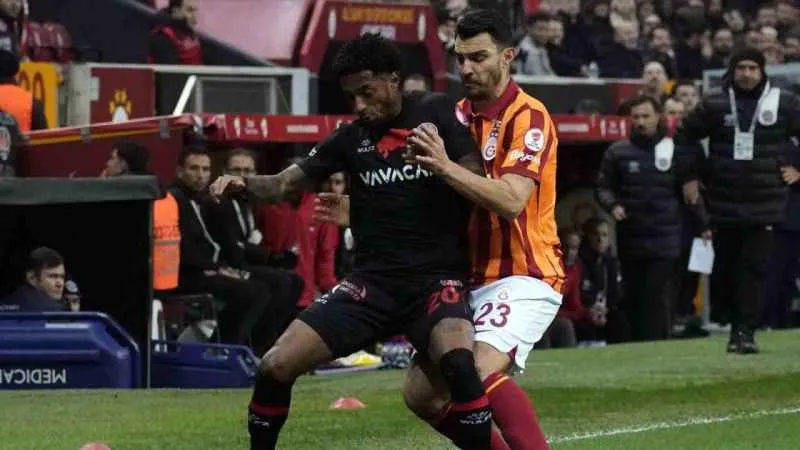 Galatasaray'a kupa şoku: Fatih Karagümrük'e elendi