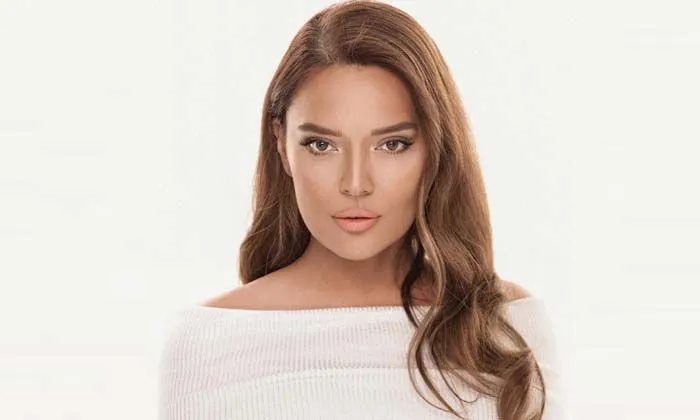 Demet Akalın’ın ‘Çukur’u çıktı