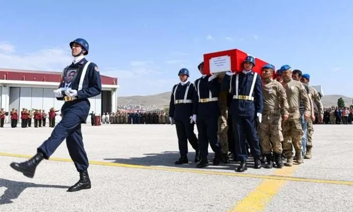 Şehit Mustafa Bozkurt’un naaşı memleketi Kayseri’ye uğurlandı