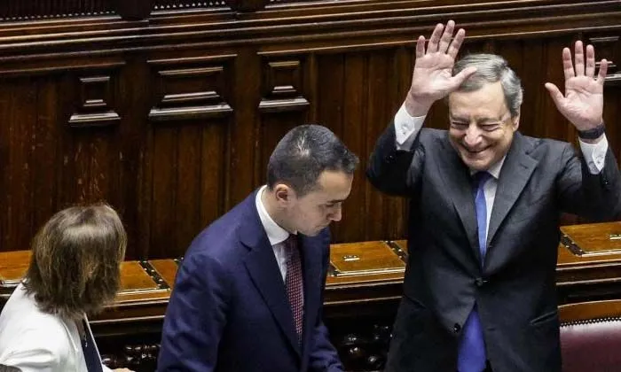İtalya Başbakanı Draghi istifasını sundu