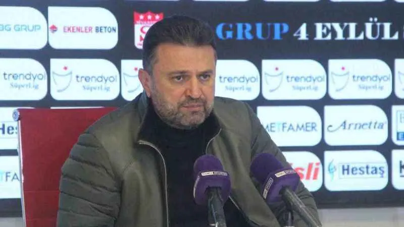 Bülent Uygun: "Hakem Ali Şansalan, Alanyasporlu futbolcularla sarmaş dolaş"