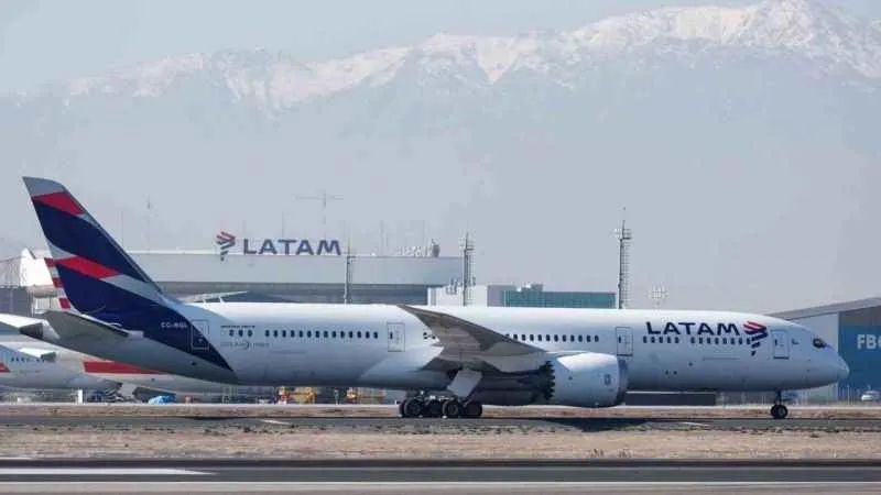 Avustralya-Yeni Zelanda seferini yapan yolcu uçağında ani irtifa kaybı yaşandı: En az 50 yaralı