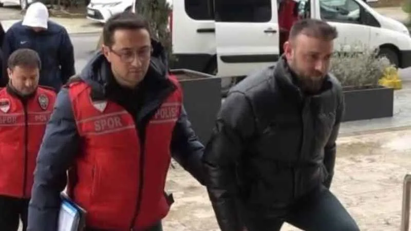 Trabzonspor-Fenerbahçe maçı sonrası olaylara karışan 13 kişiden 5’i tutuklandı