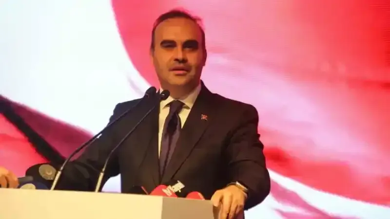 Bakan Kacır: "Hürjet Kayseri’de üretilecek"