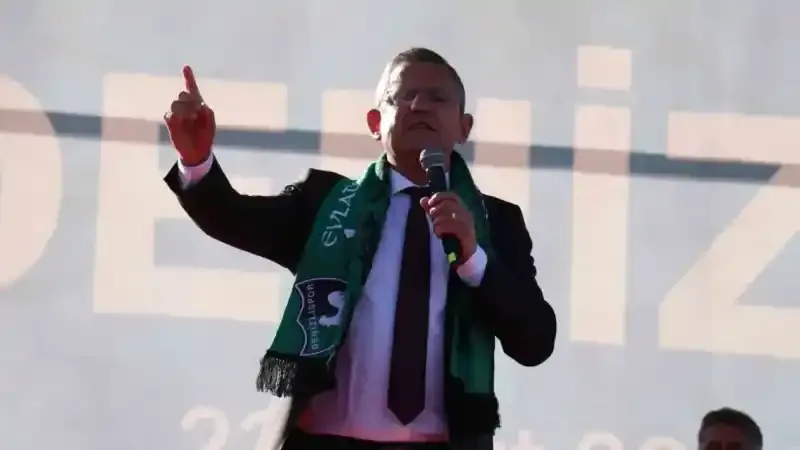 CHP lideri Özel: “Gülizar Başkanla ağladık, bağrımıza taş basıp İYİ Parti’ye oy verdik”