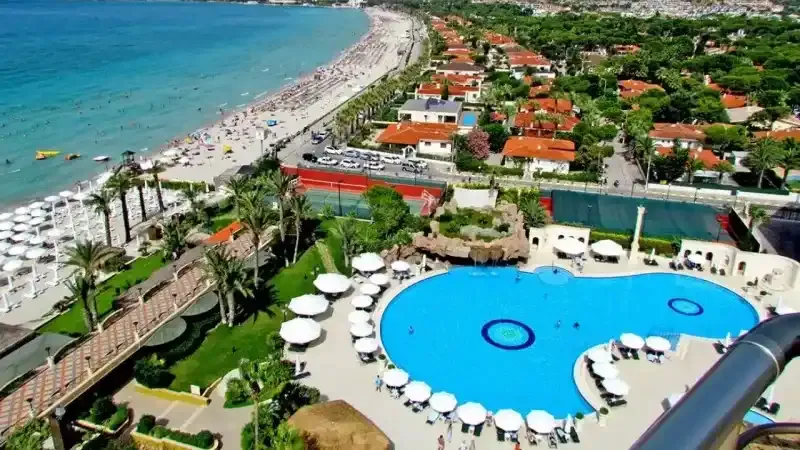 Ünlü tatil merkezi Çeşme’de oteller bayrama yüzde 100 dolulukla giriyor
