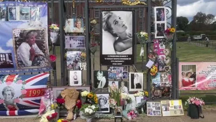 “Halkın Prensesi” Diana 25. ölüm yıl dönümünde Londra’da anıldı