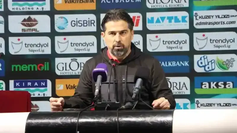 İlhan Palut: "Taraftarımızın önünde güzel bir galibiyete imza attık"