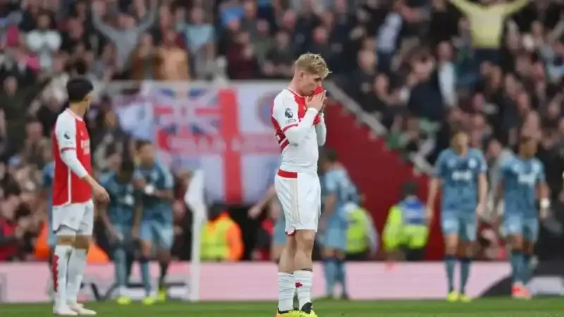 Arsenal şampiyonluk yarışında 3 puan bıraktı