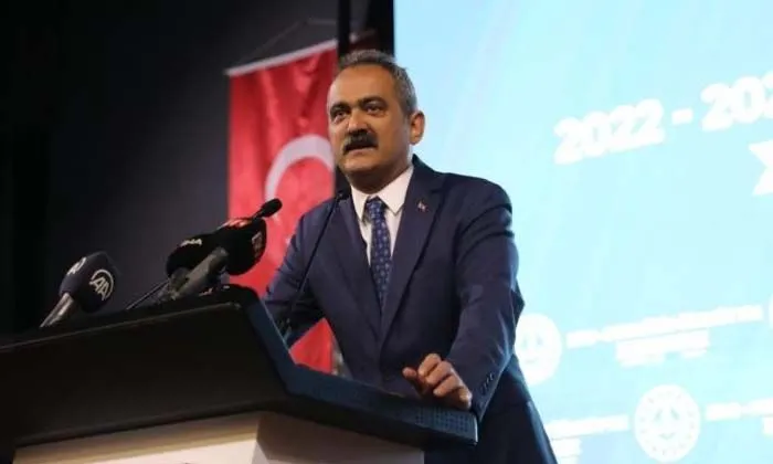Bakan Özer tarih verdi! “Öğretmenlerimiz 12 Eylül’de görev başı yapacak”