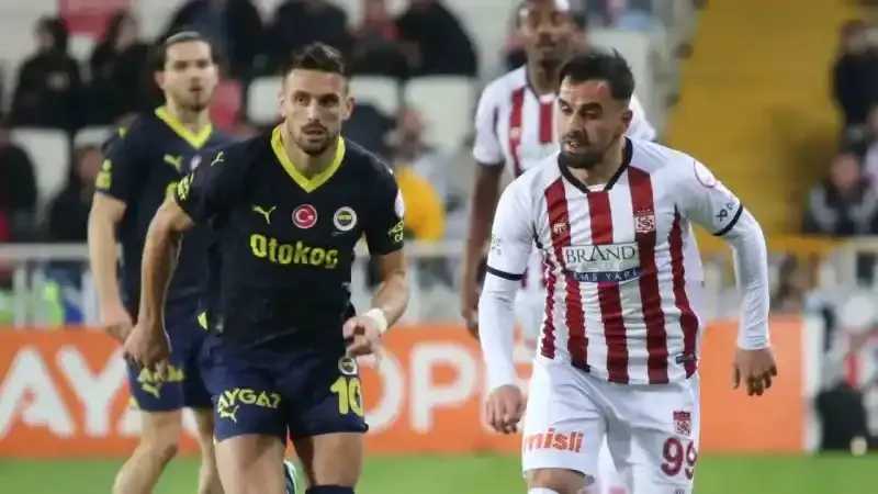 Trendyol Süper Lig: Sivasspor: 2 - Fenerbahçe: 2