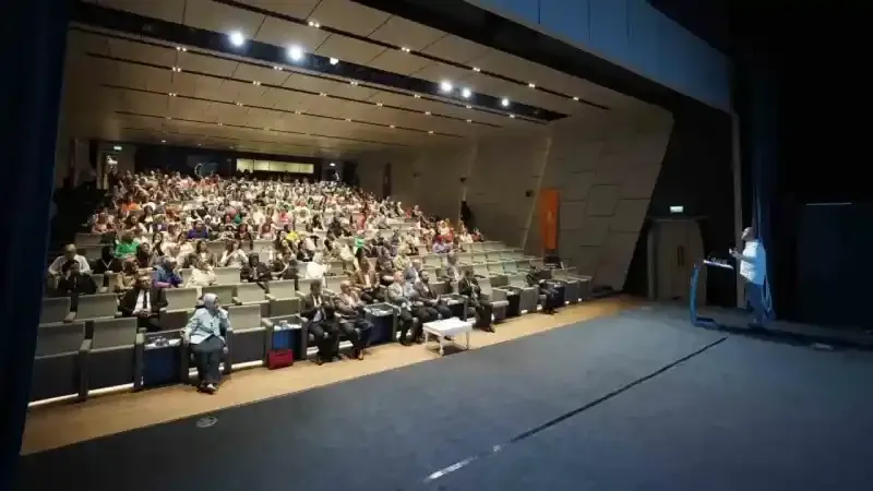 Başakşehir’de “çocuklarla felsefe zirvesi” yapıldı