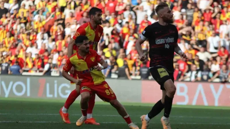 Göztepe, Süper Lig’e yükseldi