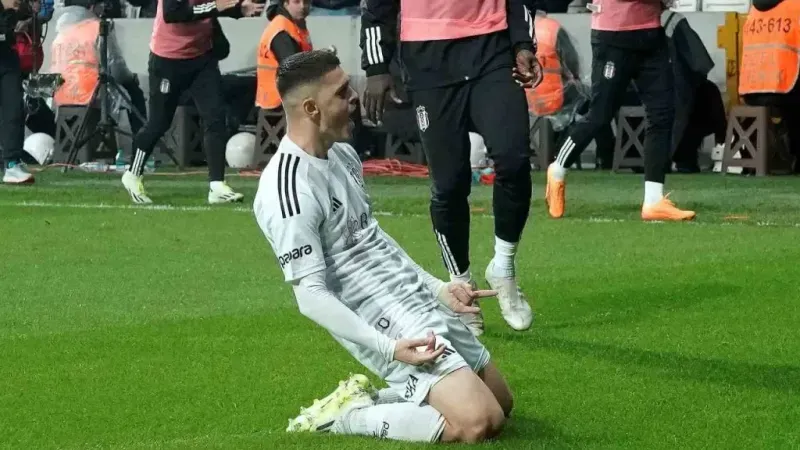 Rashica 5. golünü attı