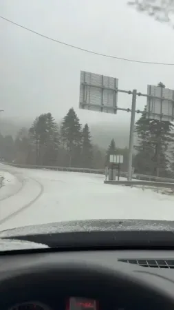 Uludağ’da Mayıs ayında kar sürprizi