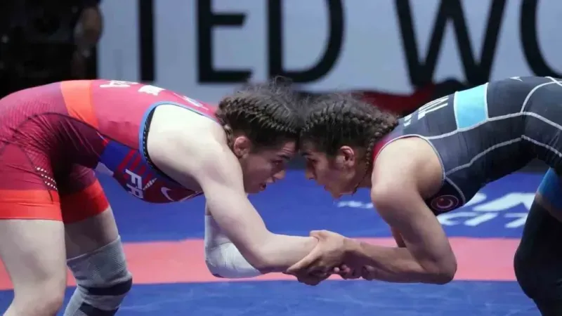 Güreşte Dünya Olimpiyat Elemeleri, İstanbul’da devam ediyor