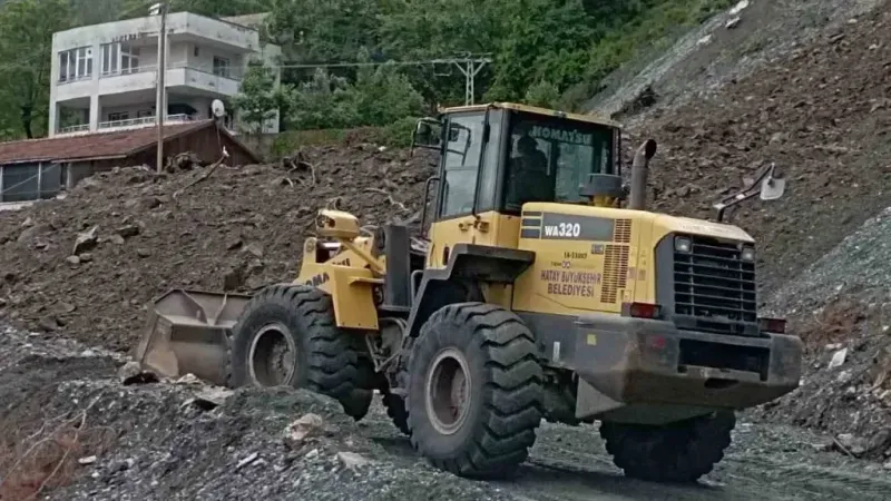 Hatay’da kuvvetli yağış sonrası heyelan meydana geldi