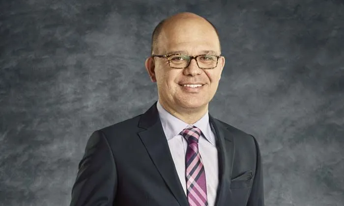 Toros Meram’a İngiltere’den Üstün Başarı Ödülü