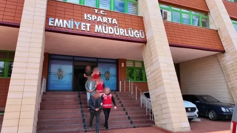 Cep telefonunu kaybetti, hesabından 100 bin lira çekildi