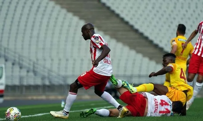 Ümraniyespor: 2 – Kayserispor: 2 (Maç sonucu)