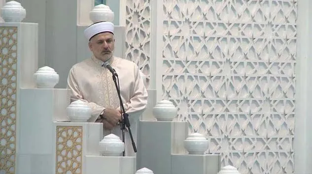 Ahmet Hamdi Akseki Camii’nde temsilen cuma namazı kılındı