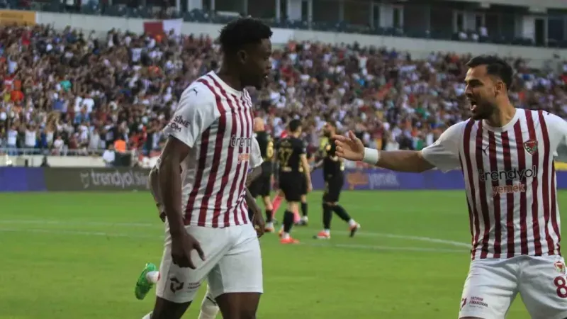 Hatayspor, Çaykur Rizezpor'u yendi kümede kaldı