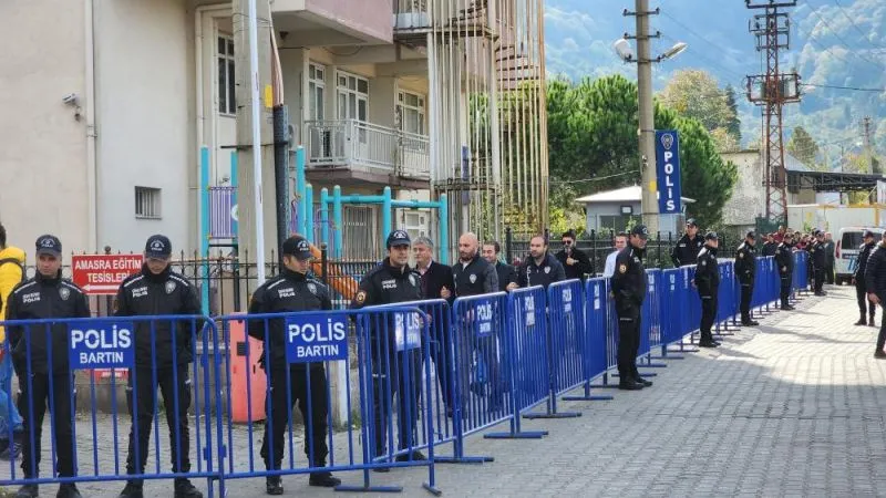 Bartın’daki maden faciasında gözaltındaki şüphelilerden 13’ü adliyede
