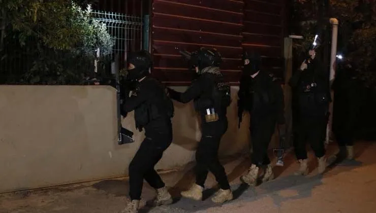 Adana’da terör örgütü PYD/YPG’ye şafak baskını