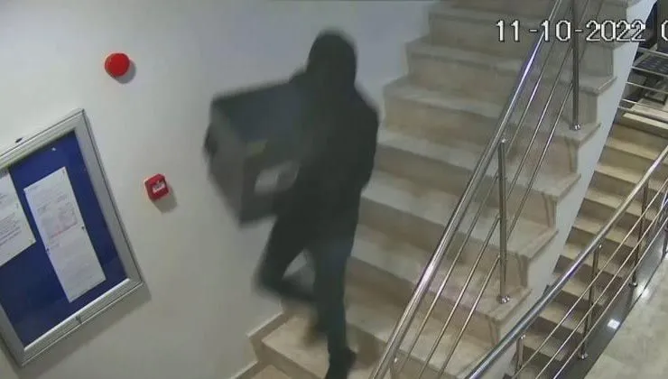 Kadıköy’de ünlü modacıya 4 milyonluk hırsızlık şoku