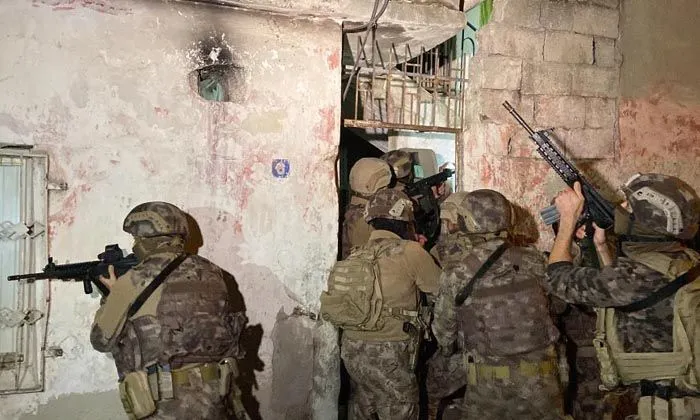 Mersin’de YPG’ye gece operasyonu