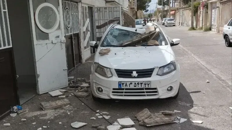 İran’da 4.9 büyüklüğünde deprem: 4 ölü, 120 yaralı