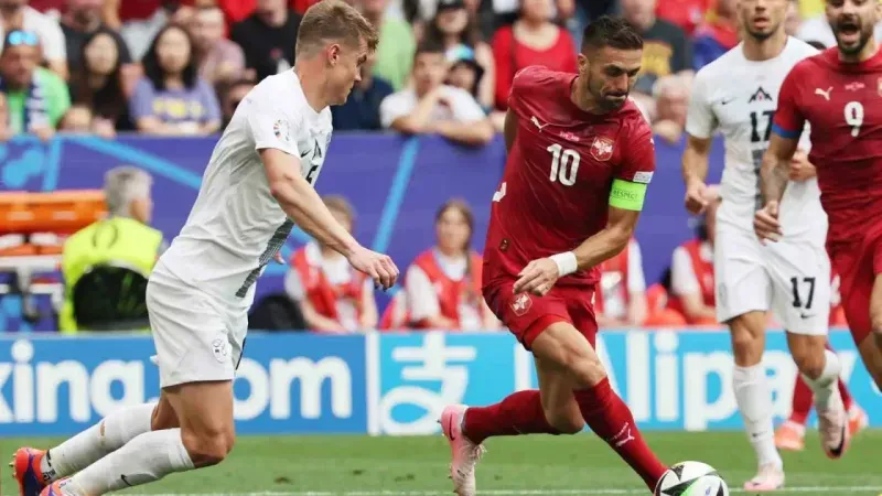 Slovenya son dakikada yıkıldı