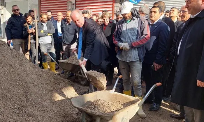 Muharrem İnce: Çeyrek altın günü gibi toplanıp toplanıp dağılıyorlar
