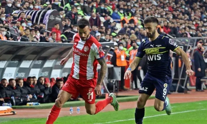 Fenerbahçe, Antalyaspor deplasmanında