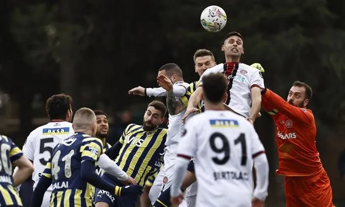 Hazırlık maçında Fenerbahçe, Karagümrük’ü 4-2 mağlup etti