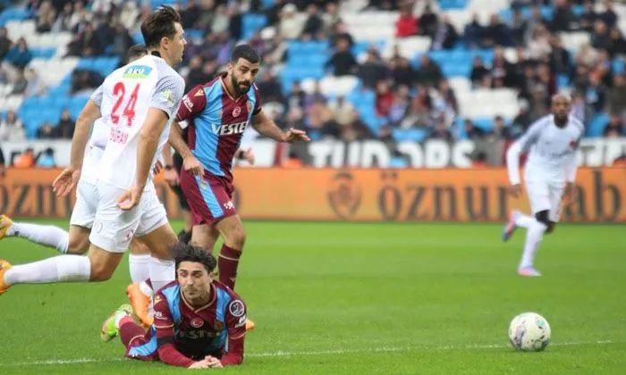 Trabzonspor evinde Ümraniyespor karşısında şoku yaşadı