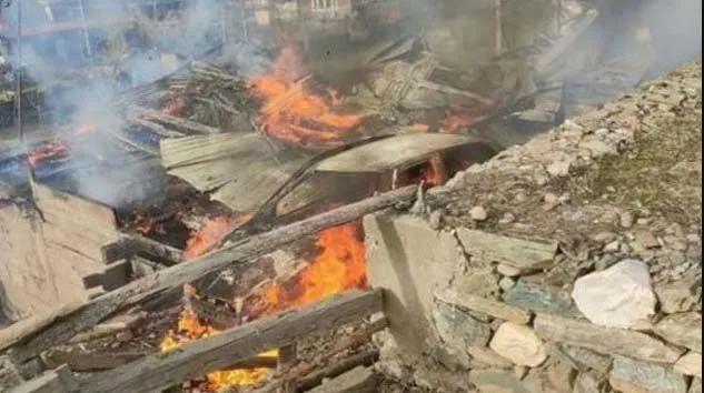 Hindistan Pakistan arasında çatışma: 3 ölü, 6 yaralı