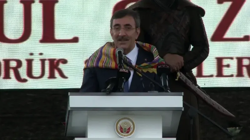 Cumhurbaşkanı Yardımcısı Yılmaz, Söğüt Şenlikleri’nde konuştu