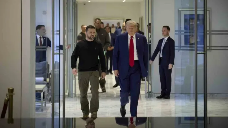 Trump, Ukrayna Devlet Başkanı Zelenskiy ile bir araya geldi