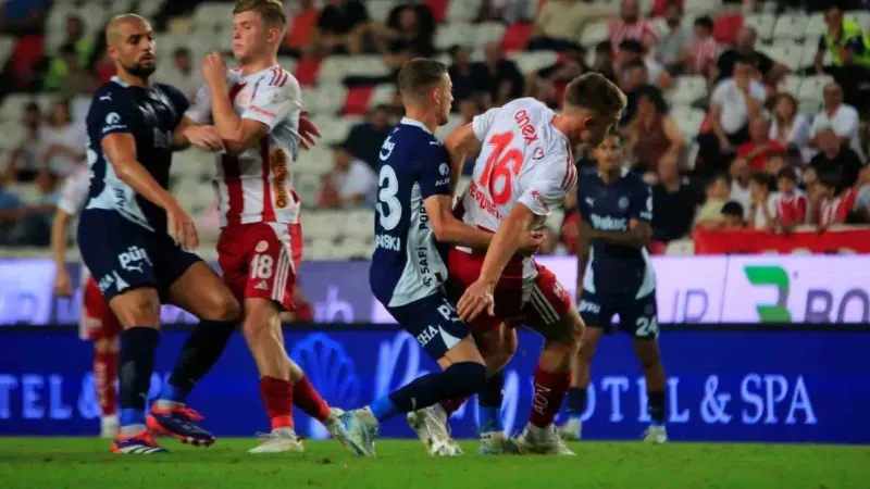 Fenerbahçe hat yapmadı: 2-0