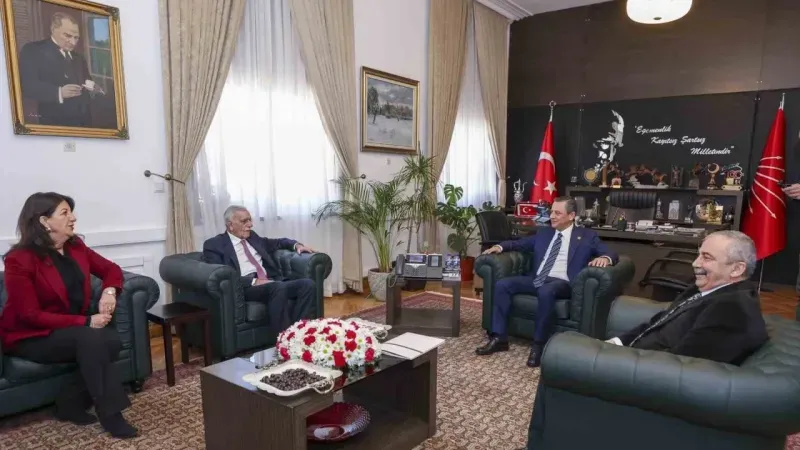 DEM Parti’nin İmralı heyeti Özgür Özel’i ziyaret etti