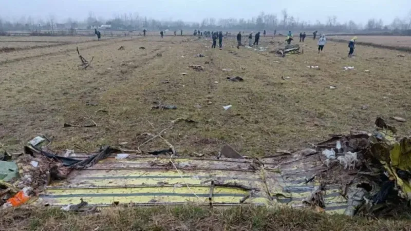 İran’da eğitim uçağı düştü: 3 ölü