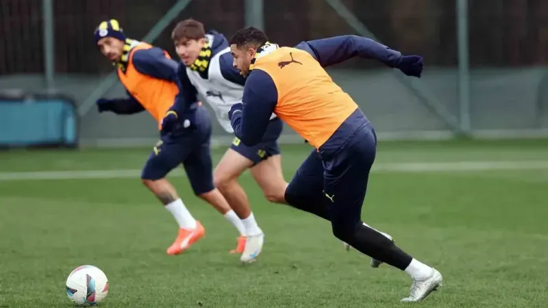 Fenerbahçe, Adana Demirspor maçı hazırlıklarına devam etti