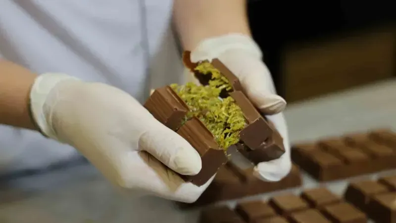 Dubai çılgınlığı bitti, Adana çikolatası yok satıyor